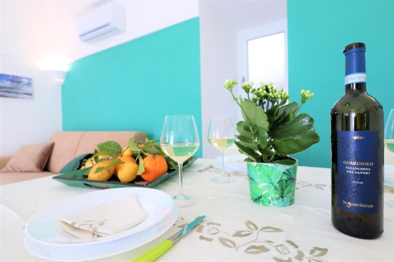 Mary'S Apartments - De Vivo Realty มัสซาลูเบรนเซ ภายนอก รูปภาพ