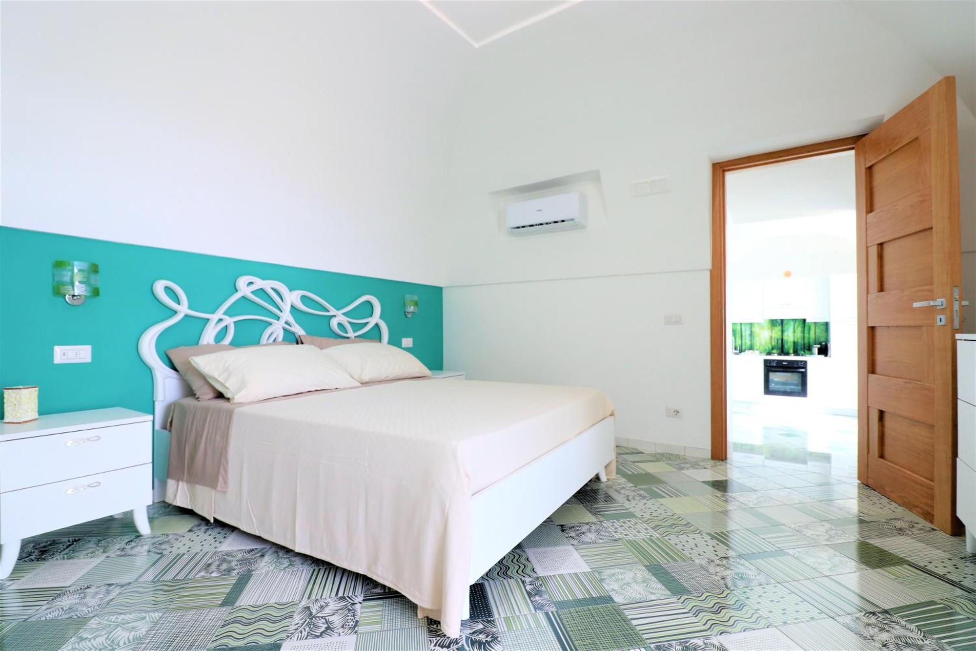 Mary'S Apartments - De Vivo Realty มัสซาลูเบรนเซ ภายนอก รูปภาพ